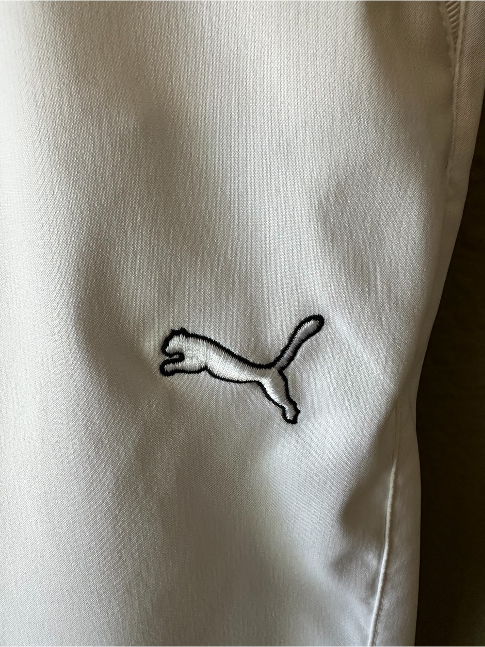 Puma White Cropped Golf Capri Pants with Logo - Picture 2 of 5